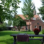 De Vorster Pastorie Holiday home *