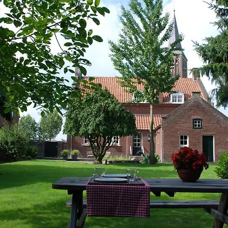 De Vorster Pastorie Feriehus *